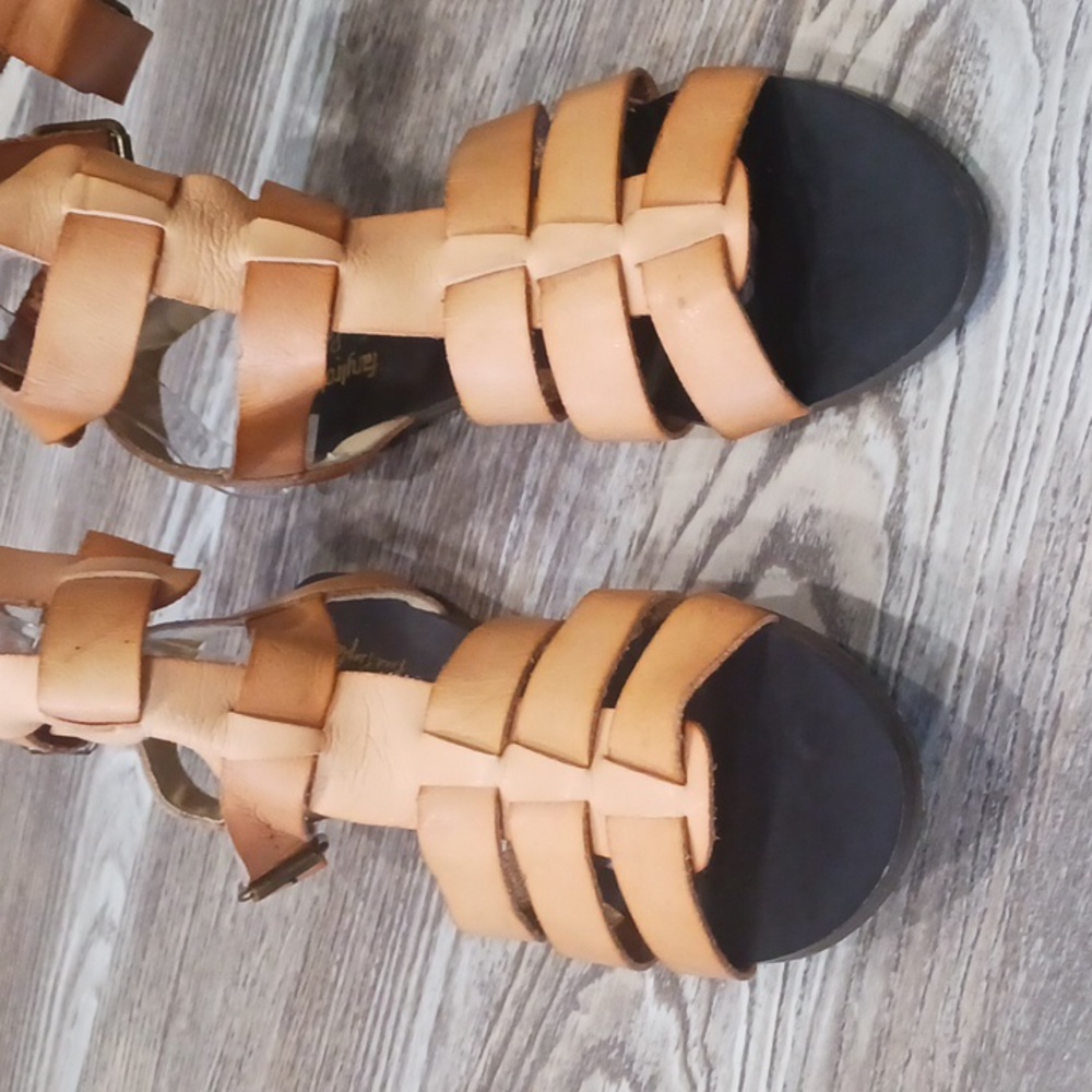 Farylrobin Free People Women's Tan Leather Sandals